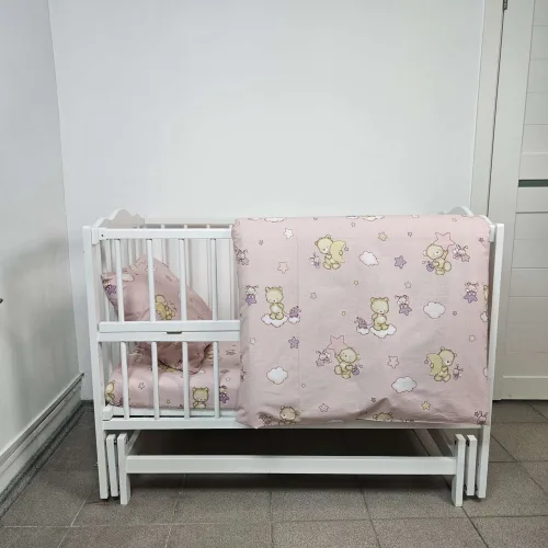 Постільна білизна BonaVita в ліжечко з простирадлом на гумці Ведмедики (3175-0573 pink)